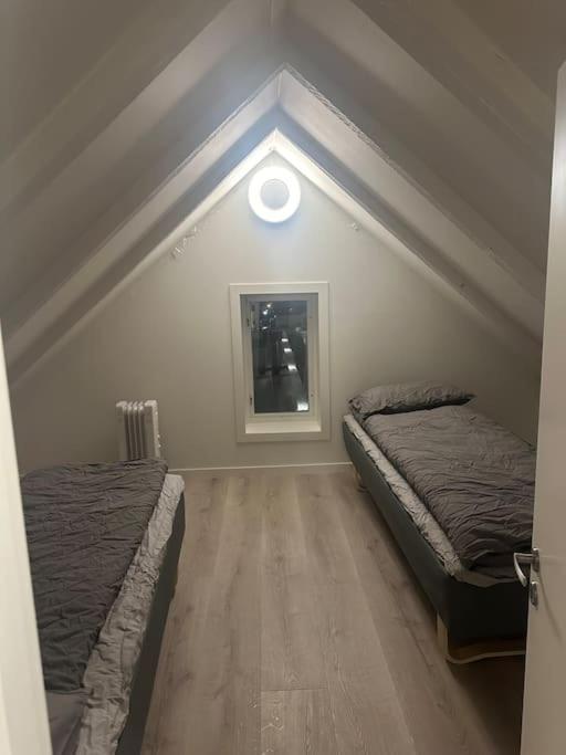 I Hjertet Av Nordens Paris. Apartamento Tromsø Exterior foto
