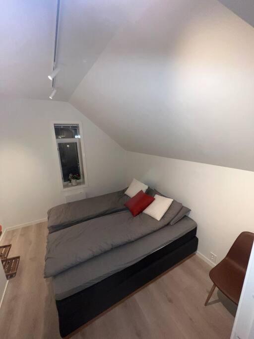 I Hjertet Av Nordens Paris. Apartamento Tromsø Exterior foto
